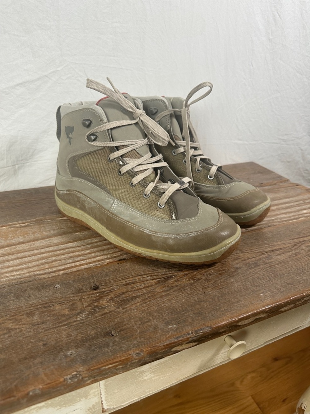 Simms Men's Chukka Boots in Taupe and Olive